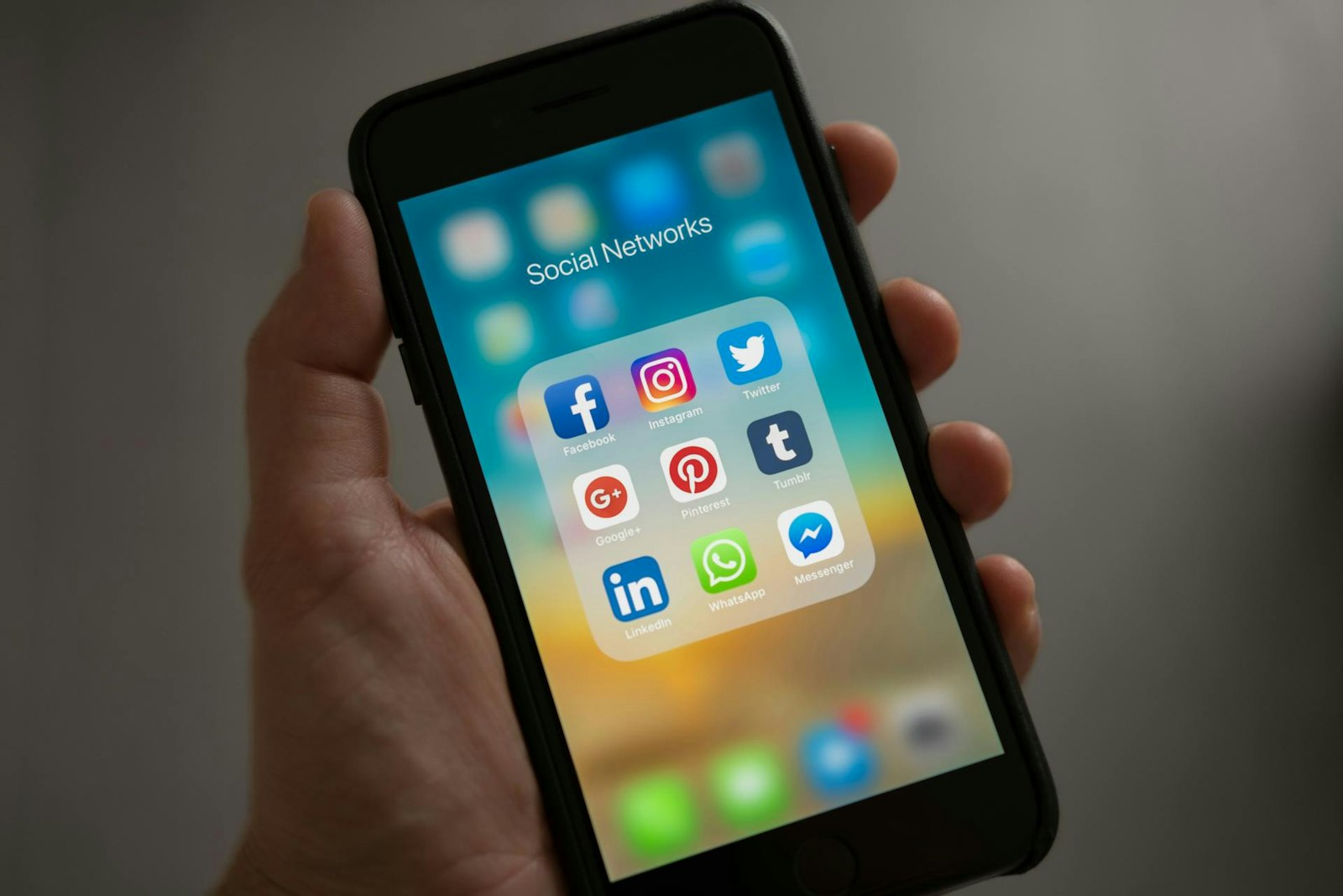 How To Create An Effective Social Media Strategy