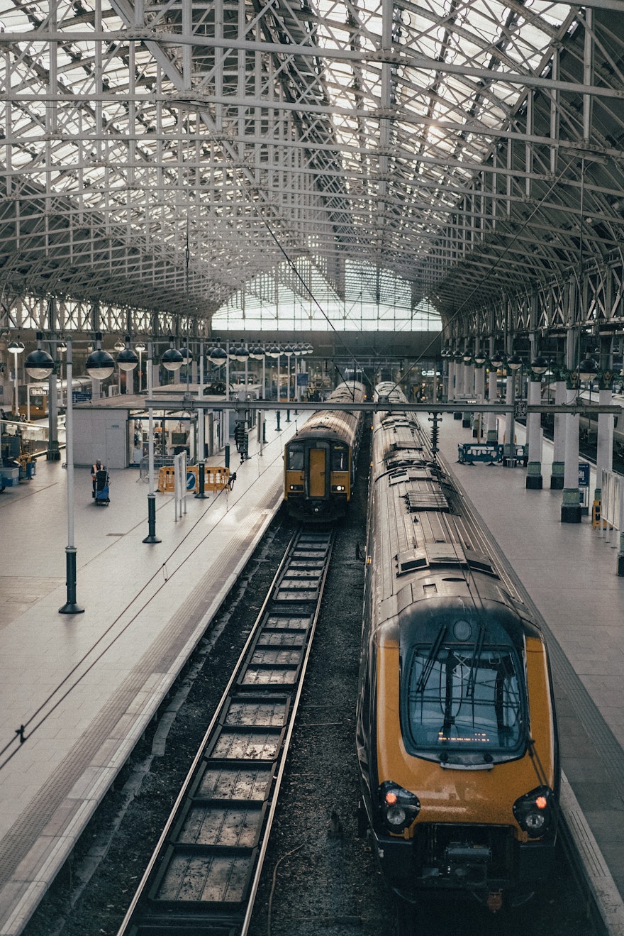 How early should you be at the train station in Europe?