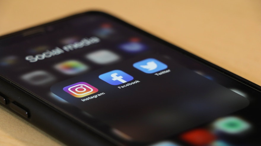 How the best SaaS companies do social media marketing? (Examples, and observations)