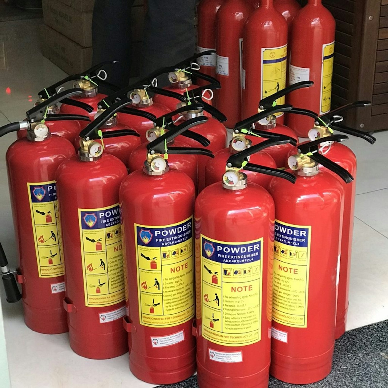 mua-binh-chua-chay-gia-re-tai-ha-noi