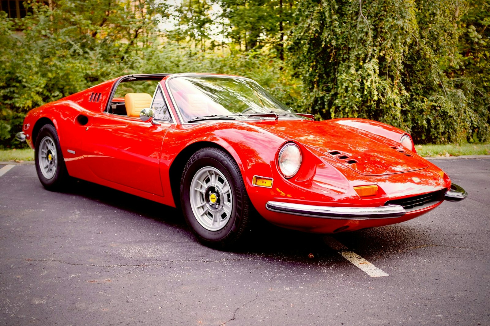 voiture-ferrari-rouge