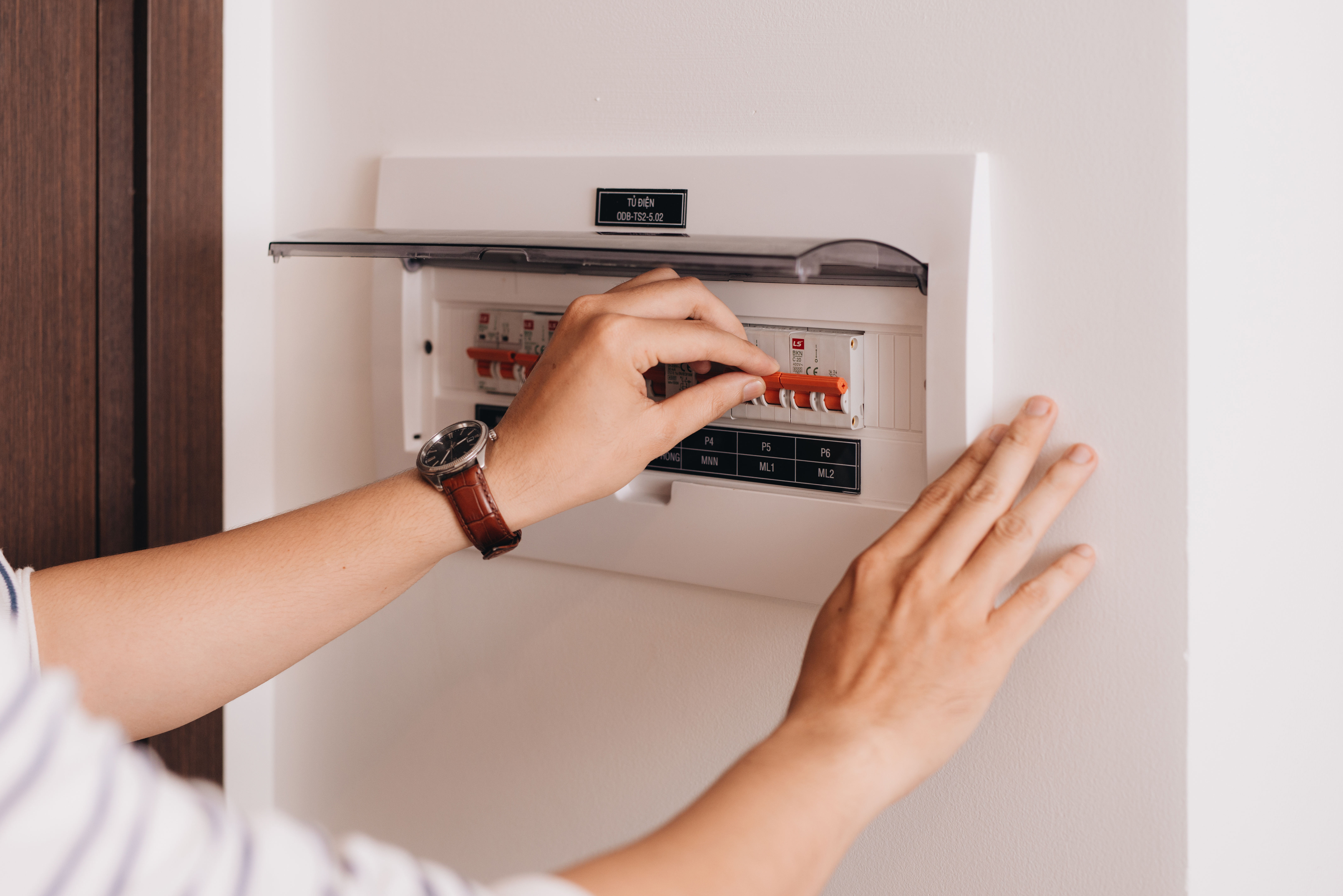 diagnostic-electrique-installation.jpeg