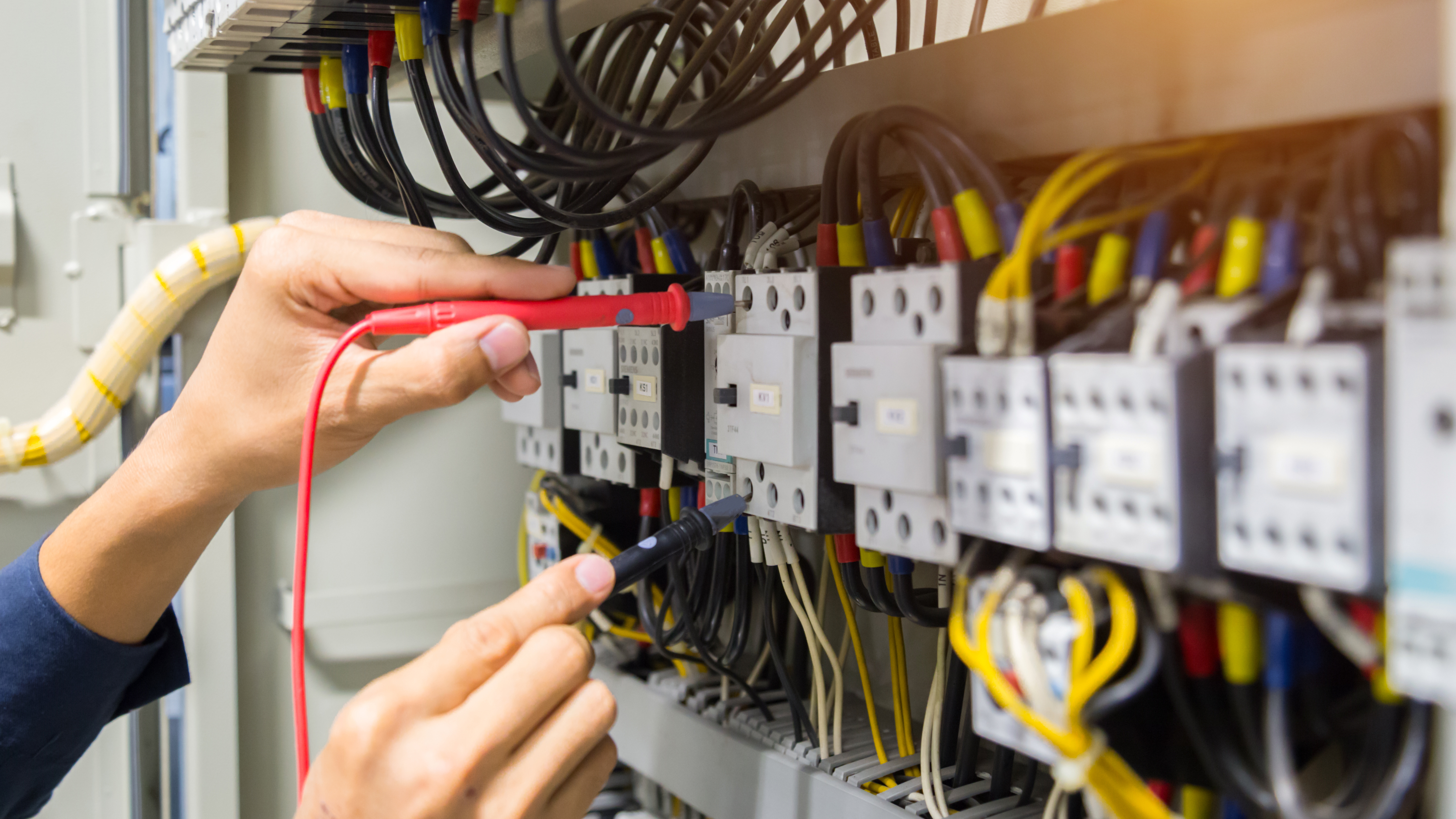 diagnostic-immobilier-tableau-electrique.jpeg