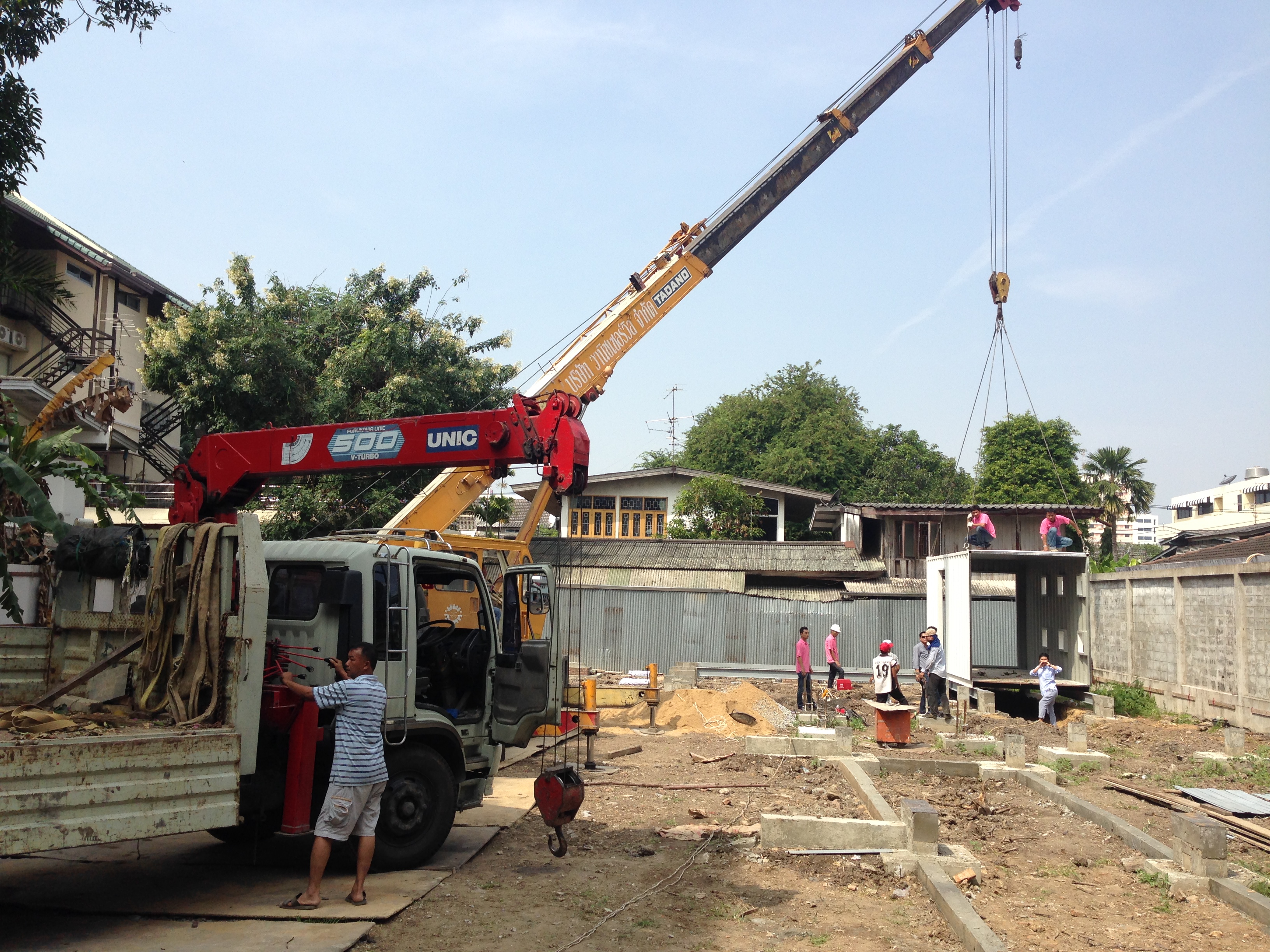 The first of Yard hostel container be installed
