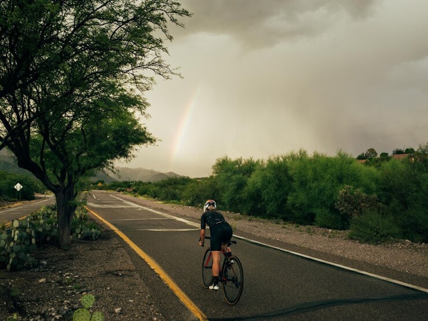 person going on a long distance cycling with the best electric bicycle of CYCLOBIKE