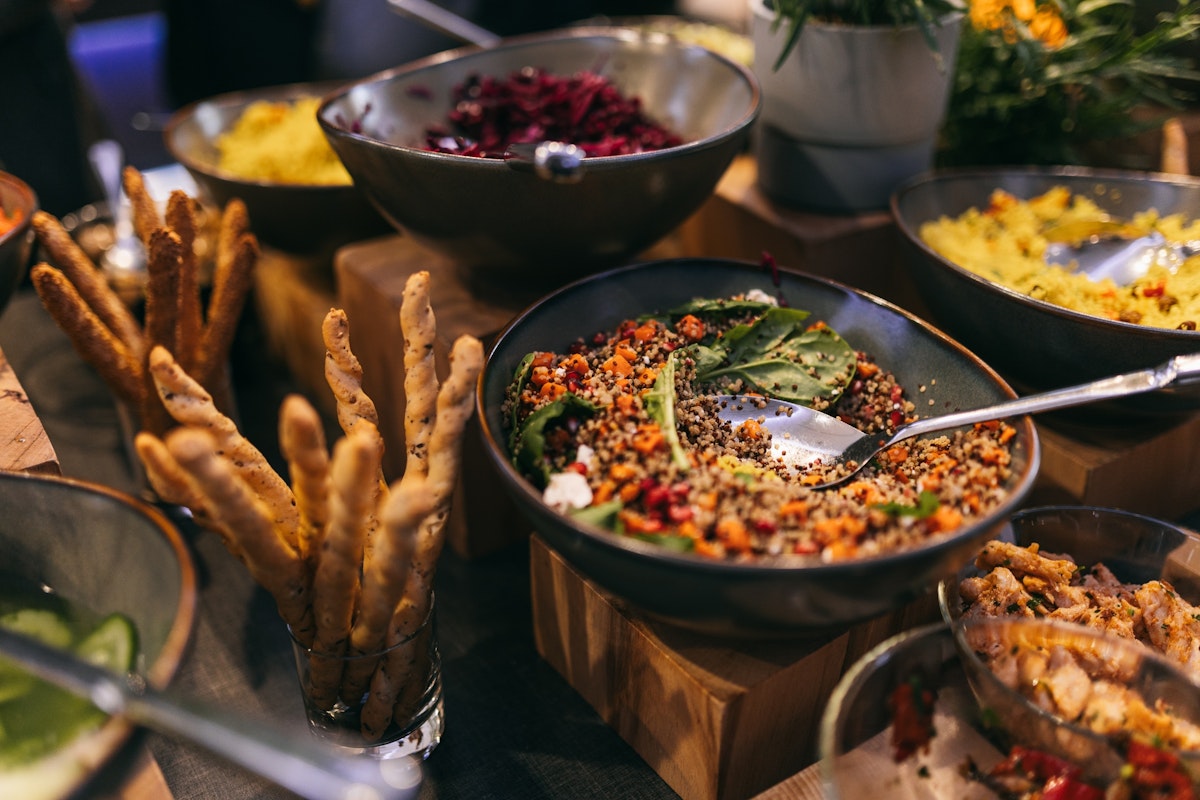 Nutree Clinic healthy food buffet