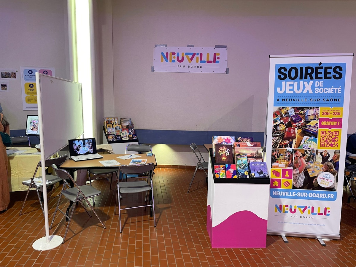 Notre Stand à nos couleurs