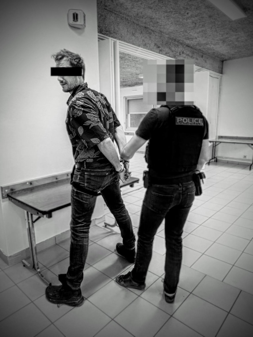 🔫 Soirée Police : menottes, donuts et jeux d’enquête !